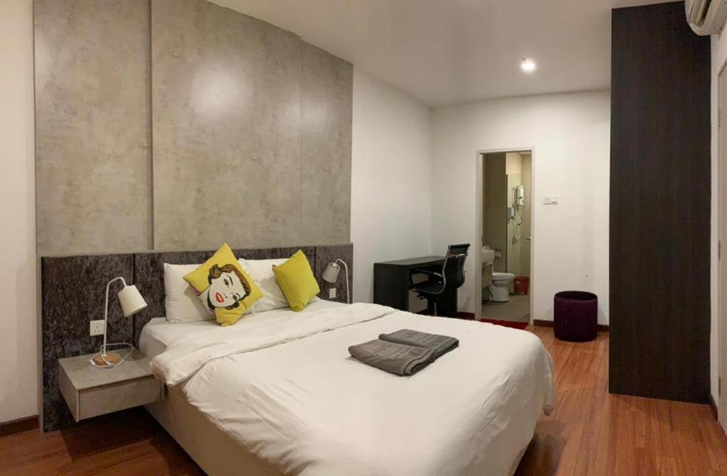 Host Assist Homestay By Ha I-City Шах-Алам Экстерьер фото
